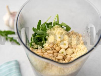 Brusketa su pesto ir kalakutienos krūtinėle Žingsnis 2