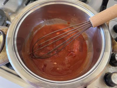 Pomidorų padažas su prieskoniais picai Žingsnis 6