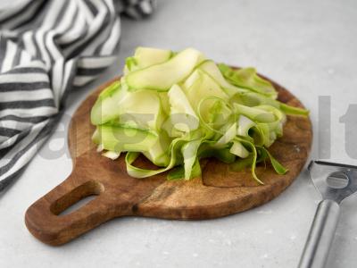 Kinietiški cukinijų patiekalai Žingsnis 1