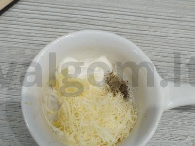 Mini pomidorai su sūriu ir česnaku Žingsnis 4