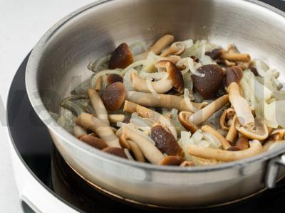 Salotas su keptomis voveraitėmis Žingsnis 4