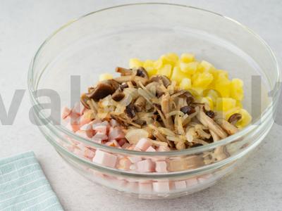 Salotas su keptomis voveraitėmis Žingsnis 6