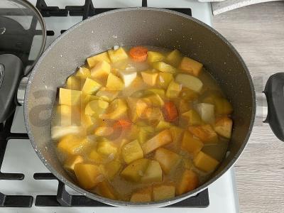 Moliūgų kreminė sriuba su parmezano sūriu Žingsnis 4