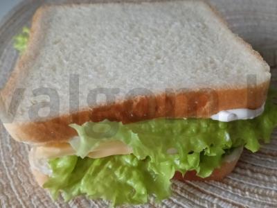 Sotūs sumuštinis su Cezario padažu Žingsnis 6