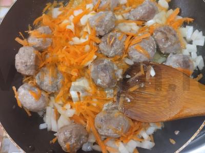 Sriuba su mėsos kukuliais ir quinoa Žingsnis 4