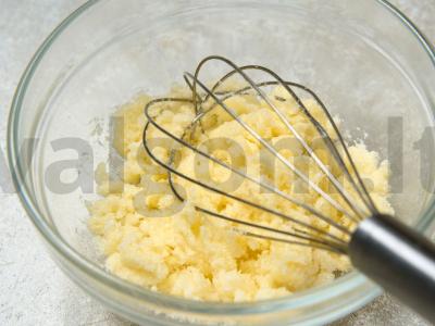 Spanguolių pyragas Žingsnis 1