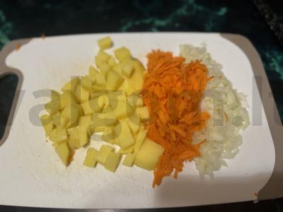 Grietininis sriuba su pievagrybiais Žingsnis 2