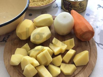 Vištienos sriuba su vermišeliais Žingsnis 1