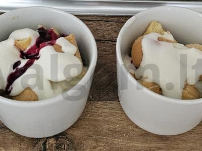Namų trifle su uogų džemu ir mėlynėmis Žingsnis 5