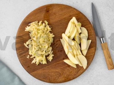 Šildanti avižinė košė su obuoliais ir riešutais Žingsnis 1