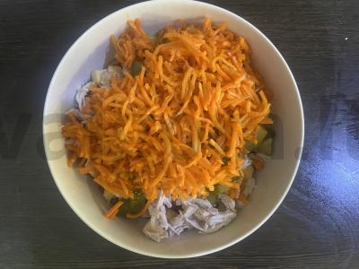 Sotūs salotas su vištiena, raudonaisiais pupelėmis ir sausainiais Žingsnis 7