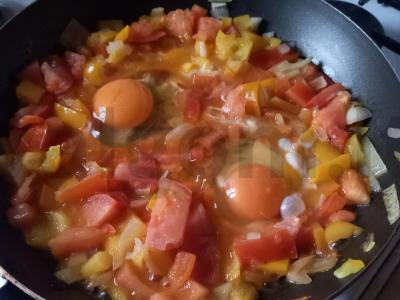Šakšuka su pomidorais ir paprika Žingsnis 6