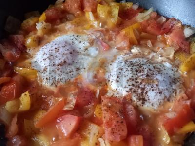 Šakšuka su pomidorais ir paprika Žingsnis 7