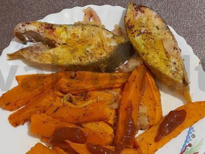 Kepta žuvis su batatais pagrindine nuotrauka