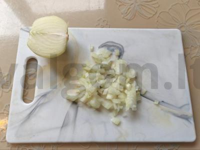 Spagečiai su pievagrybiais grietinėlės padaže Žingsnis 2