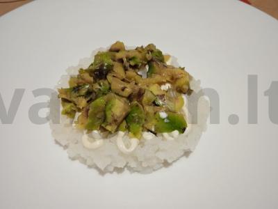 Sushi salotas su avokadu ir silpnai sūdyta lašiša Žingsnis 3