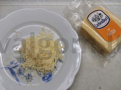 Karšti sumuštiniai su pomidorais ir sūriu Žingsnis 3