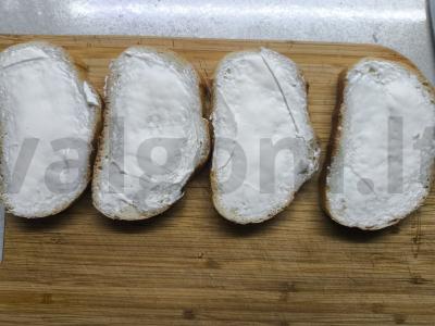 Sumuštiniai su tunu ir pomidorais Žingsnis 1