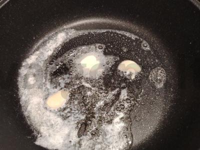 Grietininė lašiša su česnaku Žingsnis 2