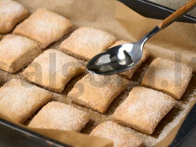 Cukriniai sausainiai su manų kruopomis Žingsnis 6