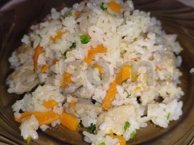 Plovas lėtoje viryklėje pagrindine nuotrauka