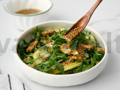 Kriaušių ir pelėsinio sūrio salotas Žingsnis 5