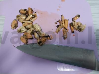 Salotos su midijomis, daržovėmis ir žolelėmis Žingsnis 3