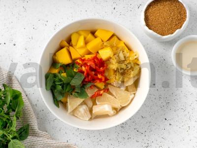 Salotas su mango ir pomelo Žingsnis 4