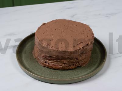 Uogų tortas su šokoladiniais biskvitais ir kremu Žingsnis 13