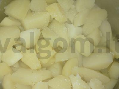 Bulvių košė vandenyje su sviestu Žingsnis 3