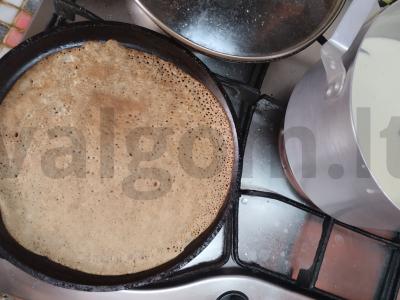 Saldžios blynai su acidofilinu ir varškės įdaru Žingsnis 3