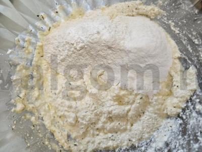 Varškės lazdelės su sezamu Žingsnis 2