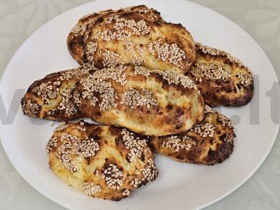 Varškės lazdelės su sezamu pagrindine nuotrauka