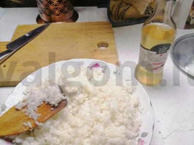 Rulonai su krabų mėsa ir varškės sūriu su krevetėmis Žingsnis 3