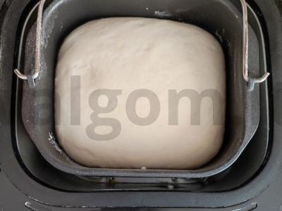 Namų pica su dešra ir mocarela Žingsnis 4