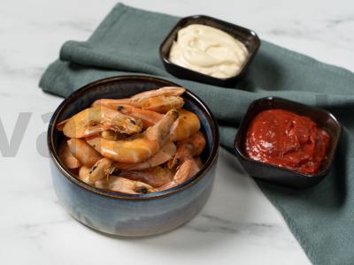 Aromatingi kepti krevetės su kvapniais padažais pagrindine nuotrauka