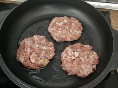 Namų burgeris su liesu majonezu Žingsnis 3