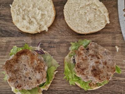 Namų burgeris su liesu majonezu Žingsnis 10