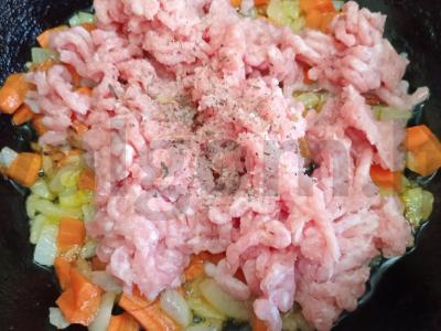 Spagečiai su keptais daržovėmis ir kalakutienos faršu Žingsnis 4