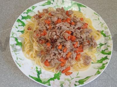 Spagečiai su keptais daržovėmis ir kalakutienos faršu Žingsnis 7