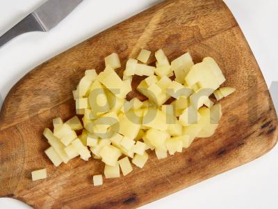 Kiaušinių ir žaliojo svogūno salotos Žingsnis 2