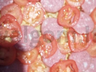 Keptuvėje kepta greito paruošimo makaronų pica Žingsnis 3