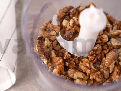 Pyragas su konservuotais abrikosais Žingsnis 5