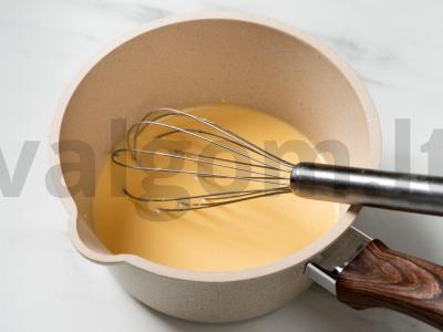 Kremas „Plombyras“ tortui Žingsnis 2