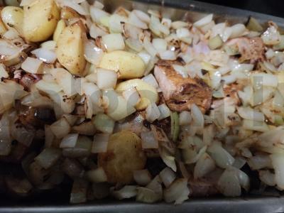 Keptas bulvės su šonkauliais Žingsnis 3