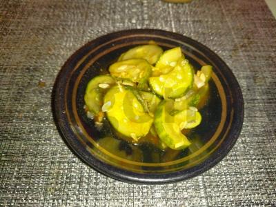 Agurkų kimči pagrindine nuotrauka