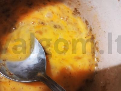 Žaliasis šaltibarščiai su rūgštynėmis ant žąsų sultinio Žingsnis 4