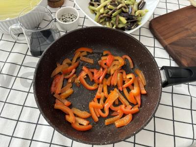 Funchosa su vištiena ir daržovėmis Žingsnis 7