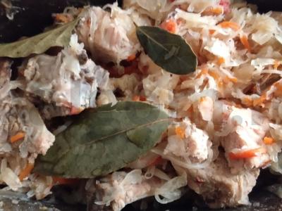 Kiauliena su raugintais kopūstais Žingsnis 5