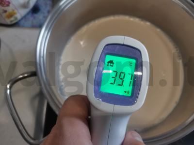 Rūgštus pienas iš virto pieno Žingsnis 3